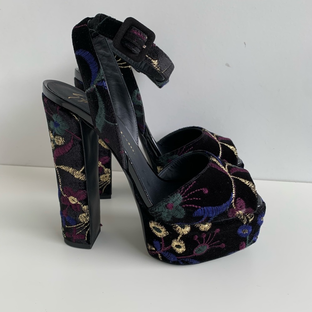Giuseppe Zanotti Betty Sandals Floral Velvet 38.5